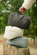 Load image into Gallery viewer, Podróżna poduszka do medytacji - BE NATURAL