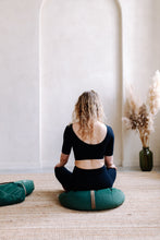 Załaduj obraz do przeglądarki galerii, Poduszka Księżycowa Be Classic - Pomarańcz Kolorado