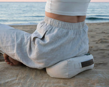 Load image into Gallery viewer, Podróżna poduszka do medytacji - BE NATURAL