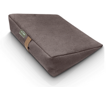 Załaduj obraz do przeglądarki galerii, poduszka klinowa do siedzenia wypełniona gryką w brązowym pokrowcu z lnu