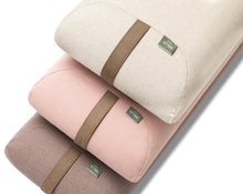 Załaduj obraz do przeglądarki galerii, trzy poduszki kopertowe z pianki poliuretanowej w pokrowcu z lnu i bawełny