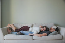 Załaduj obraz do przeglądarki galerii, Lawendowa poduszka na oczy - Malinowe Latte z Dziką Trawą