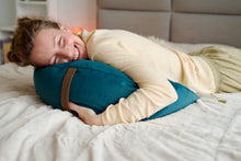 Załaduj obraz do przeglądarki galerii, Poduszka Księżycowa Be Classic - Turkusowy
